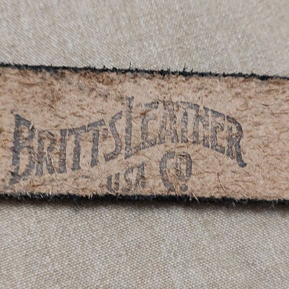 Brown Leather Tooled Men's Belt with Silver Buckle Size 40 - Picture 3 of 11